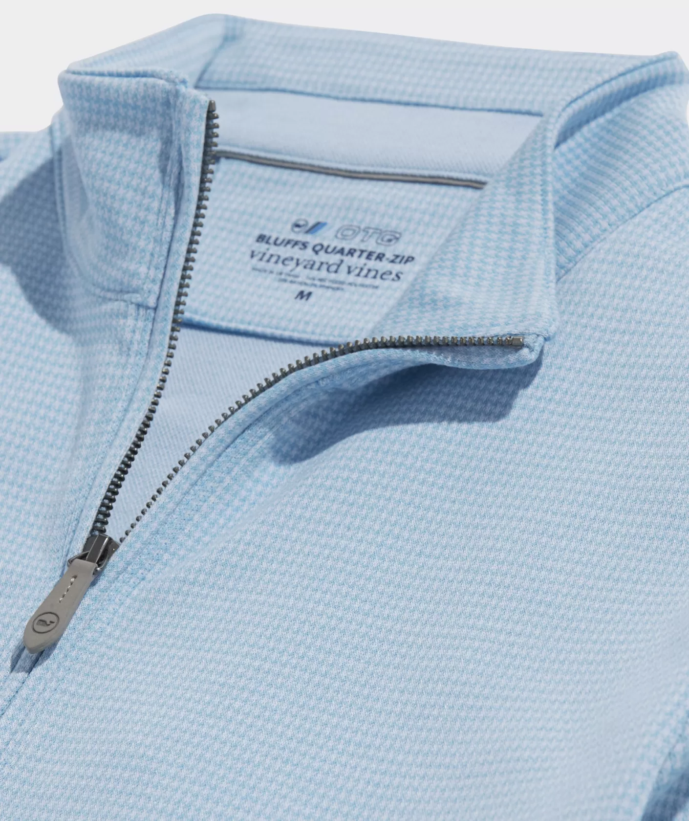 Vineyard Vines Bluffs Performance Quarter-Zip< Quarter-Zips