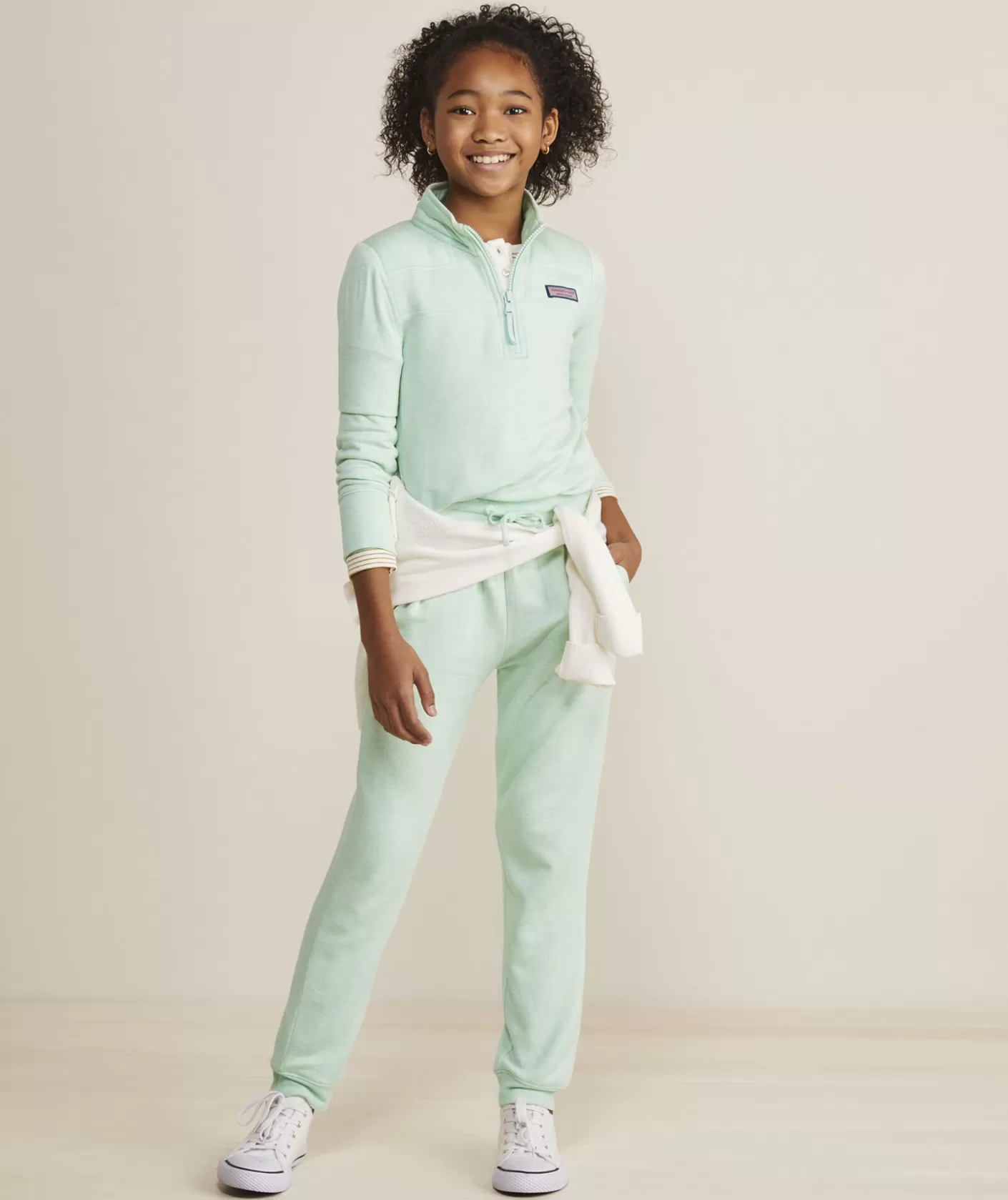 Vineyard Vines Girls' Vintage Whale Graphic Hoodie Long-Sleeve Tee< Sweatshirts & Sweatpants