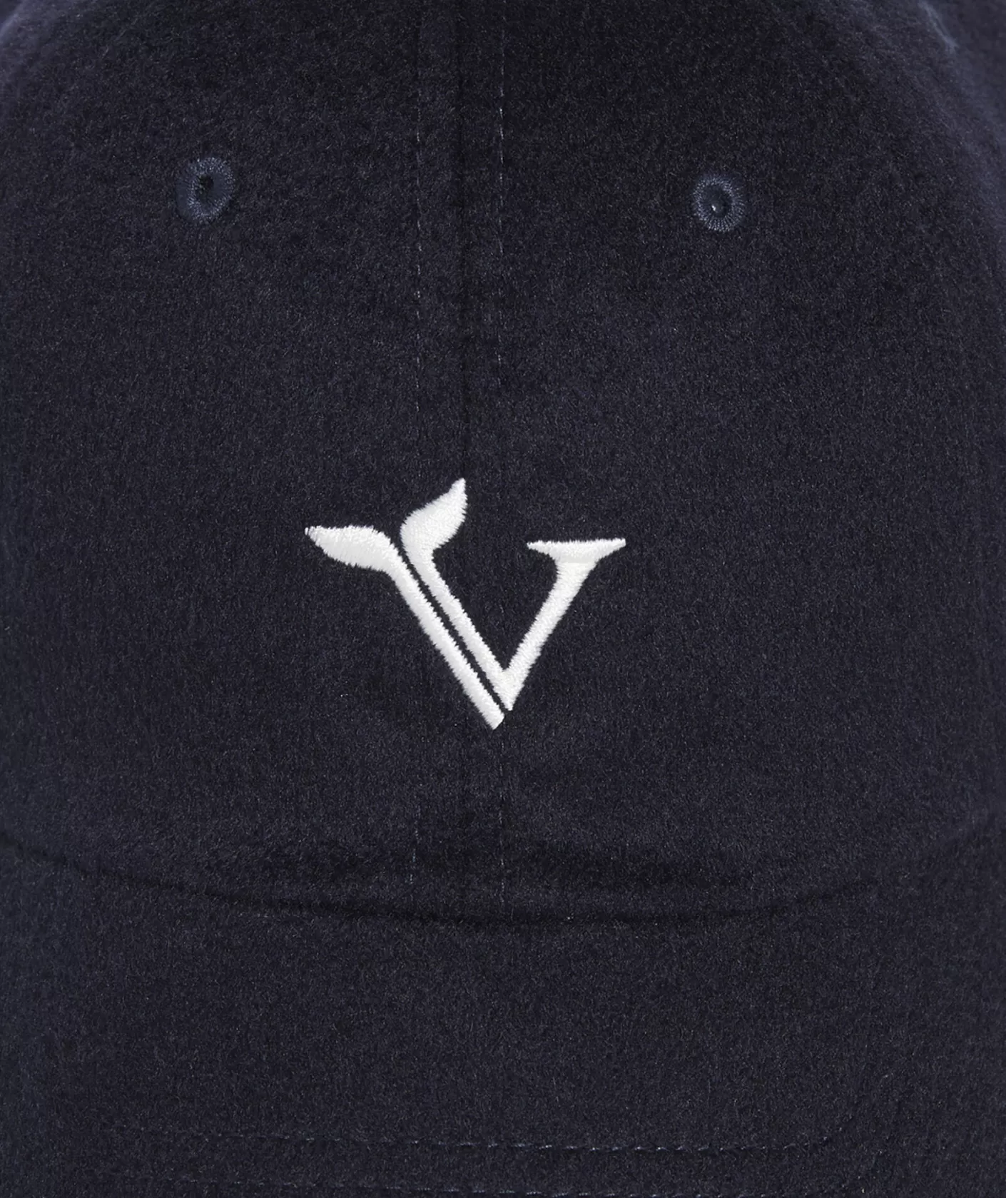 Vineyard Vines Reflective Logo Baseball Hat< Hats