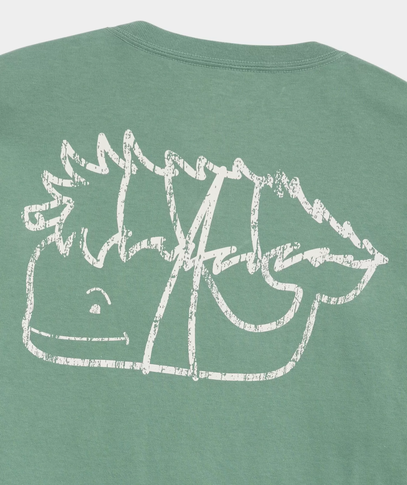 Vineyard Vines Vintage Tree Whale Long-Sleeve Pocket Tee< Tees